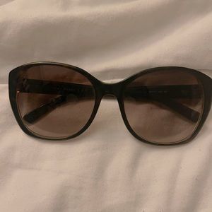 Authentic GUC Tory Burch Tortoise Shell Sunglasses!